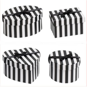 "Candy Stripe Black/White" 4 assorterte