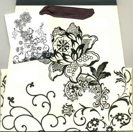 "Black Floral Vase" Gavepose small